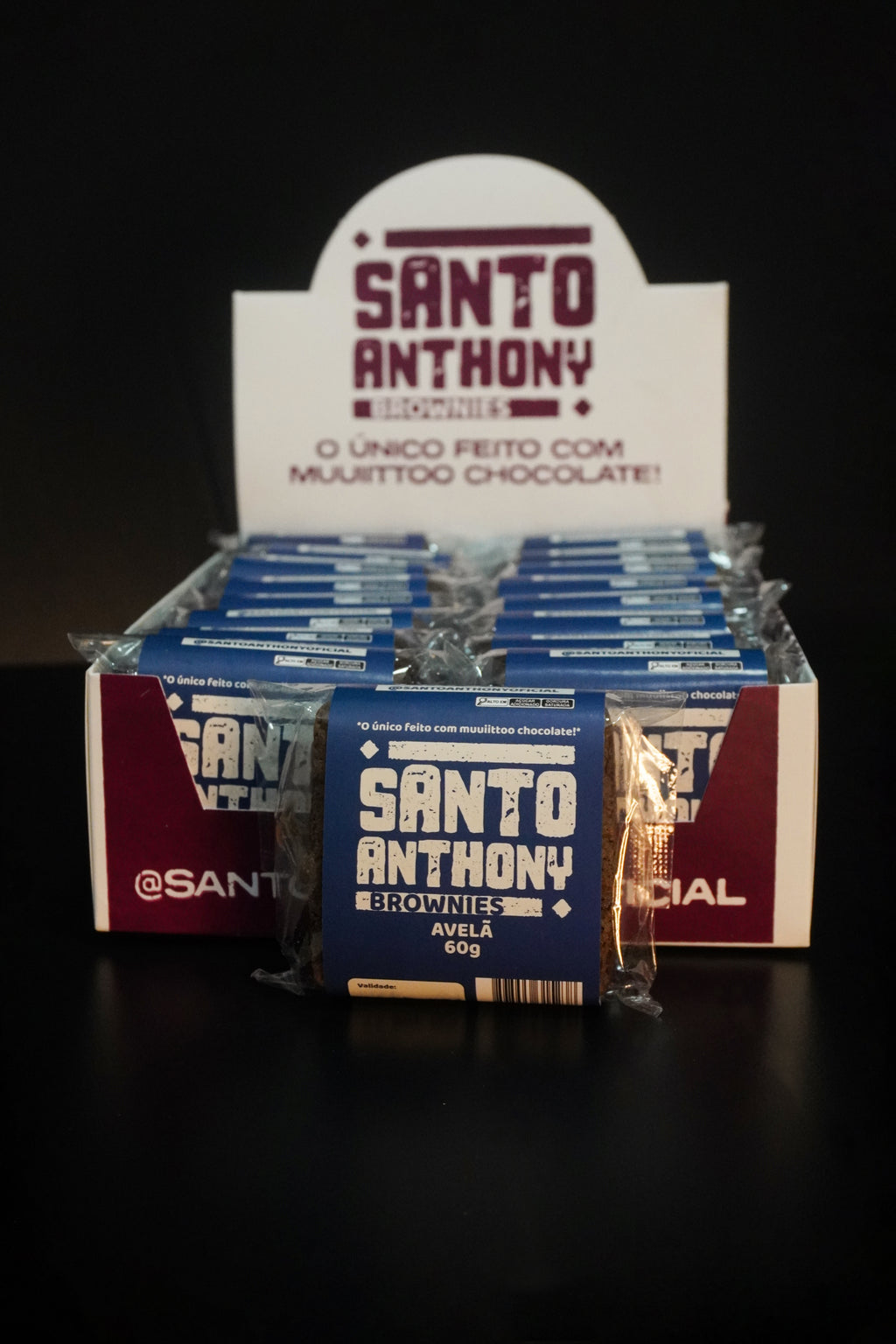 Caixa Brownie Avelã 16 unidades